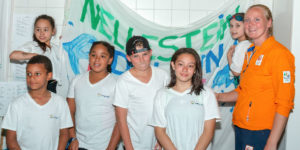 Nellestein 12e bij NK schoolzwemmen