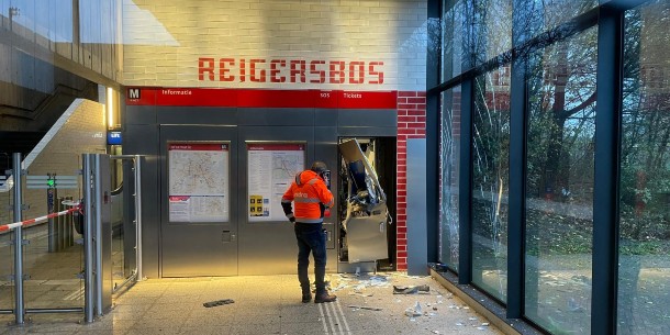 Kaartjesautomaat metrohalte Reigersbos opgeblazen