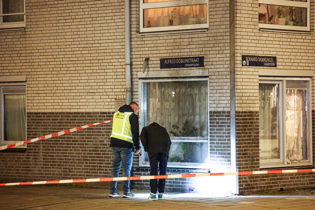 Explosie aan Bernard Shawsingel in Venserpolder